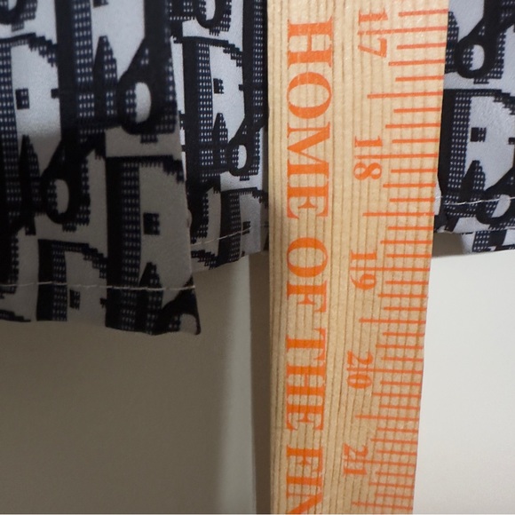 Sz L Pleated “Christian Dior” Skirt - Picture 4 of 10